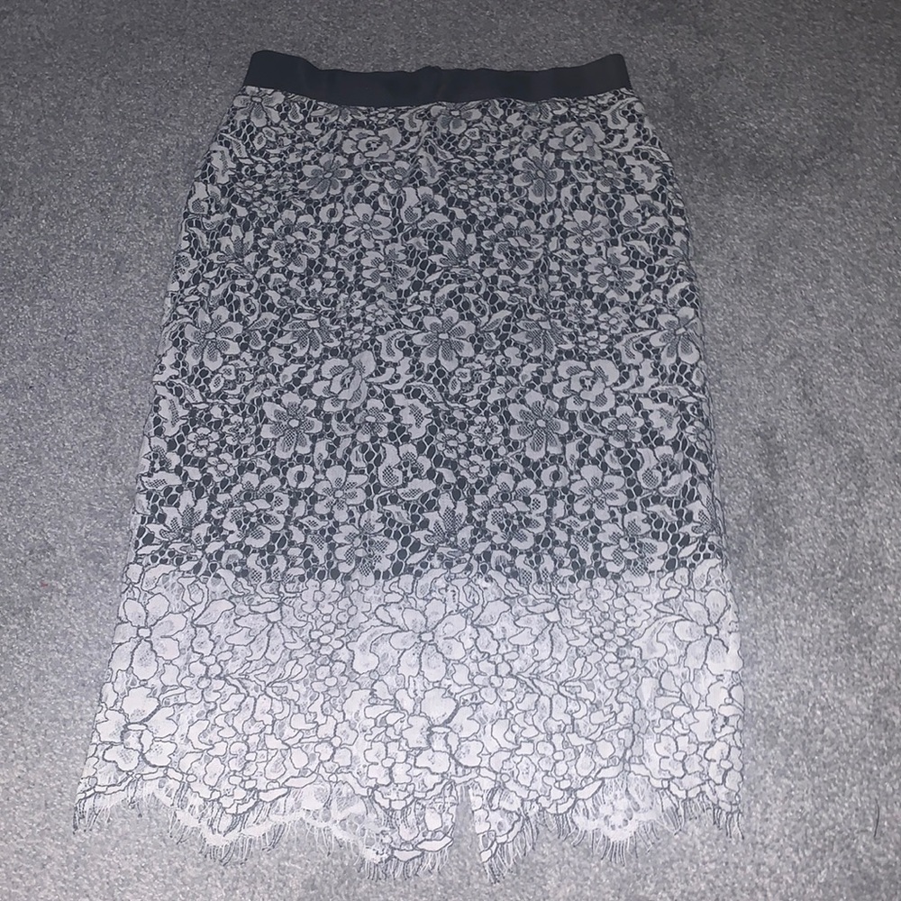 Express Black and white floral pencil skirt